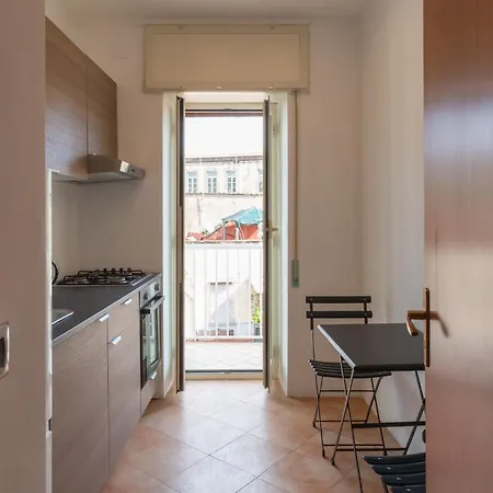 Vico Santa Maria Del Pozzo 9